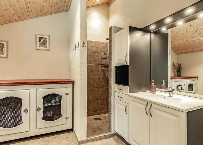 Holiday home Cozy With And Fireplace *