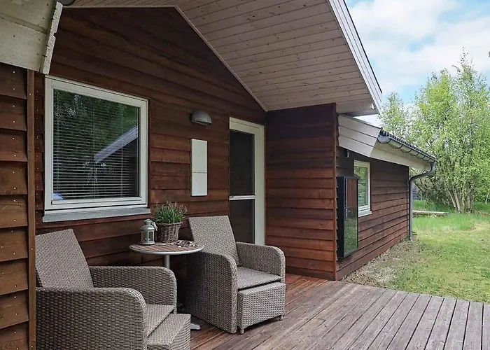 Holiday home Cozy With And Fireplace Aalbaek